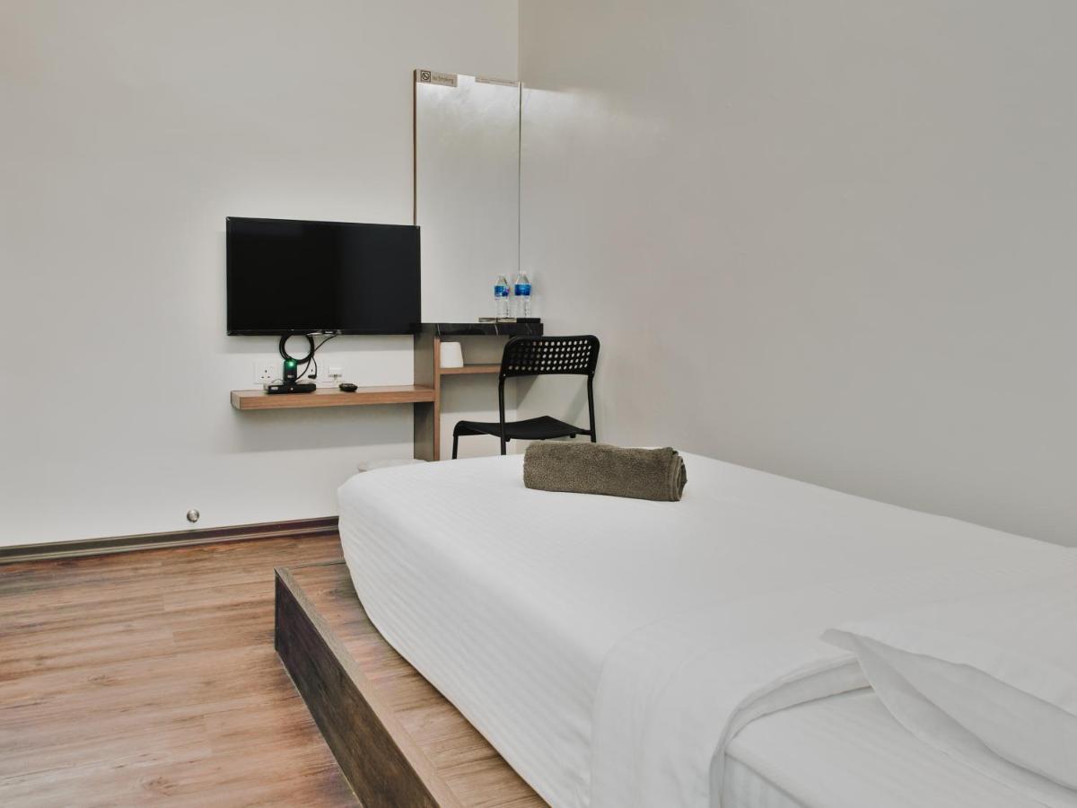 Hotel Eco Desaru Exteriör bild
